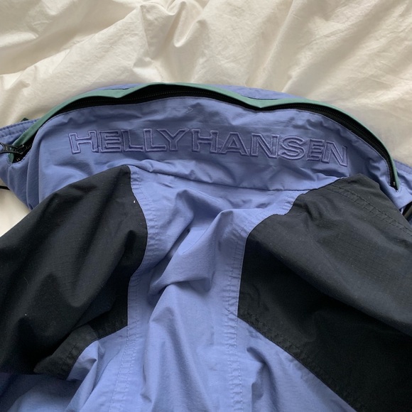 Helly Hansen water proof jacket. - Picture 4 of 5